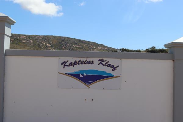 453 m² Land