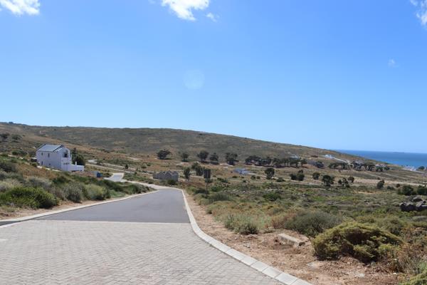 405 m² Land