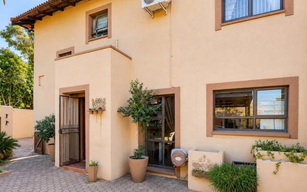 4 Bedroom Townhouse