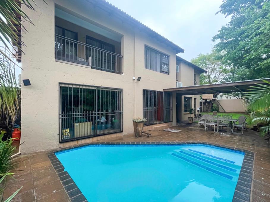 4 Bedroom Townhouse