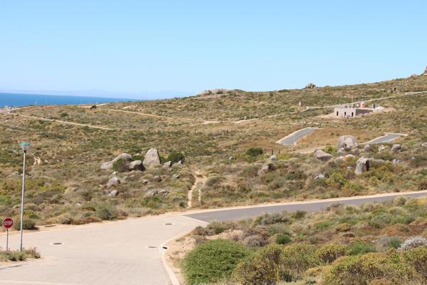 427 m² Land