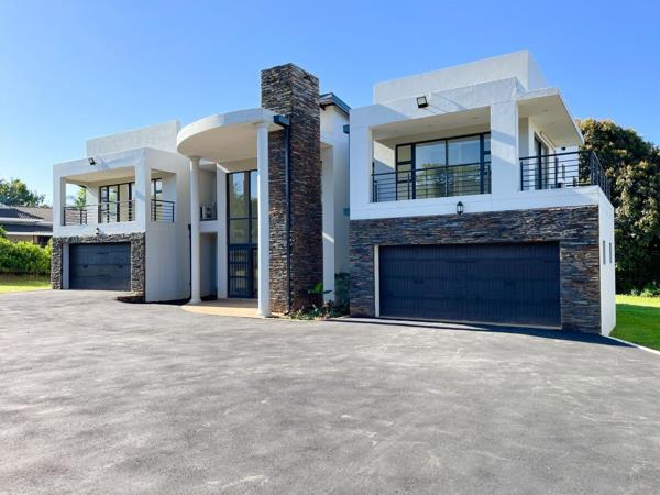 6 Bedroom House