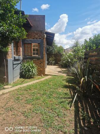 2 Bedroom Garden Cottage