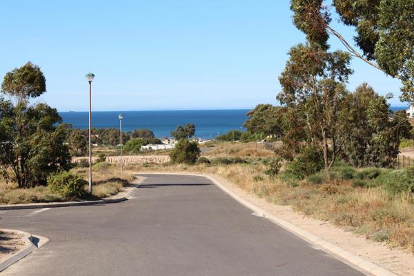 425 m² Land