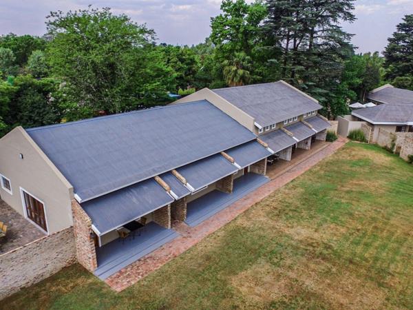 2 550  m² Commercial space