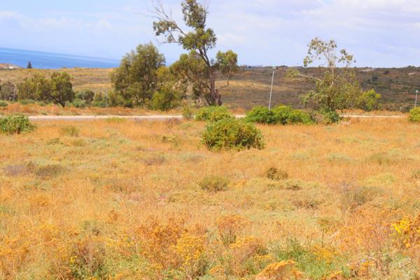 400 m² Land