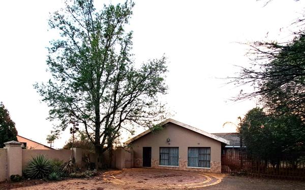 85 000 ha Smallholding