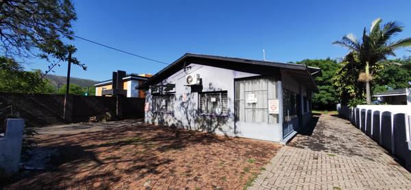 1 273 m² Commercial space