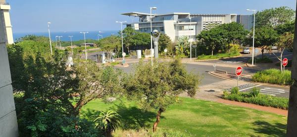 630  m² Office Space