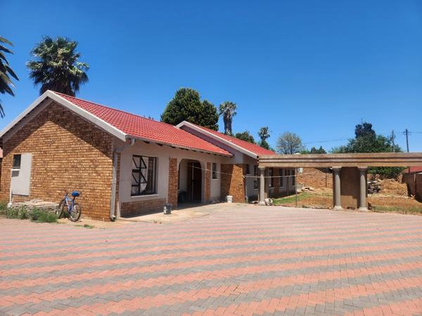 5 Bedroom House