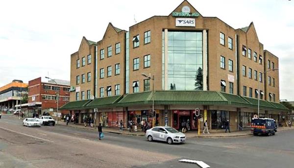 3 960  m² Commercial space