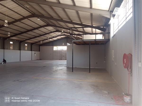 850  m² Commercial space
