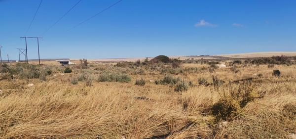 2 100 m² Land