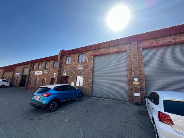 273  m² Industrial space