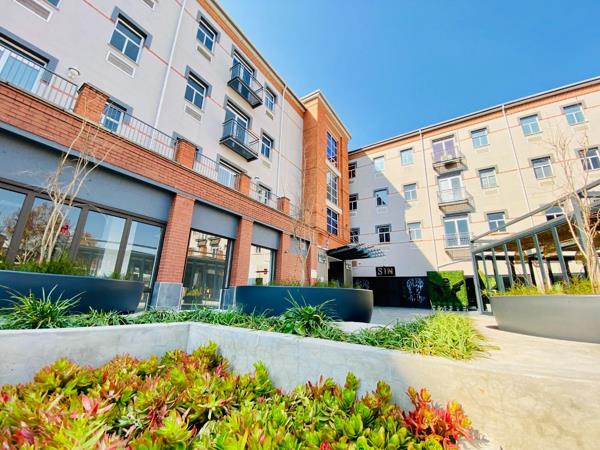 318 m² Office Space