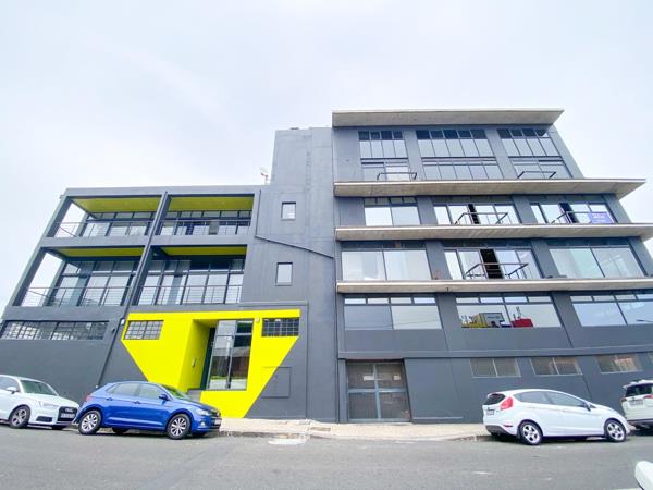 260  m² Commercial space