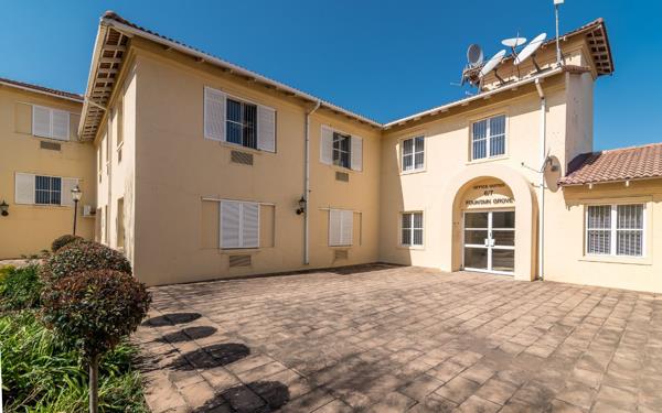 225  m² Commercial space