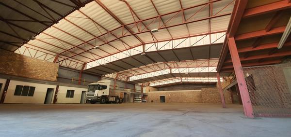 2 414  m² Industrial space