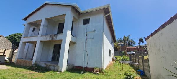 6 Bedroom House