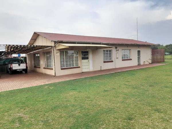 2.2 ha Smallholding