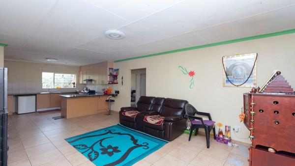 2 Bedroom House
