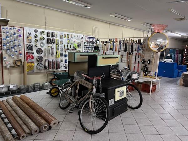 286  m² Commercial space