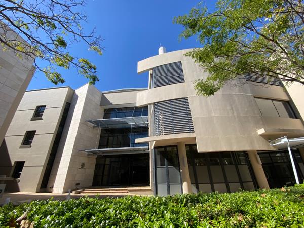 763 m² Office Space