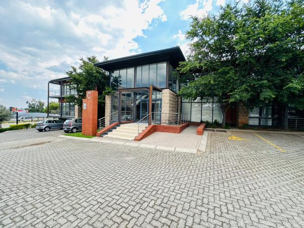 494  m² Commercial space
