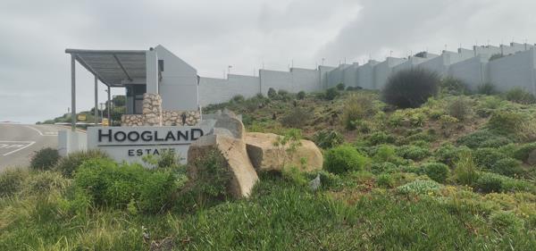 753 m² Land