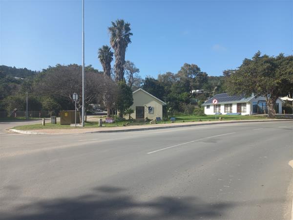 100  m² Commercial space