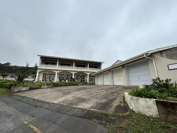 8 Bedroom Apartment