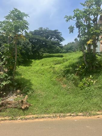 1 086 m² Land