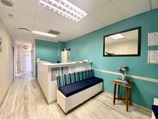 92  m² Commercial space