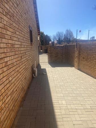 2 Bedroom Townhouse