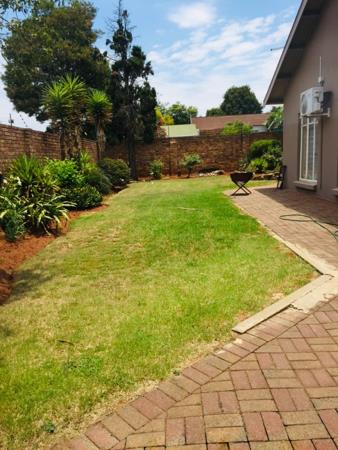 1 Bedroom Garden Cottage