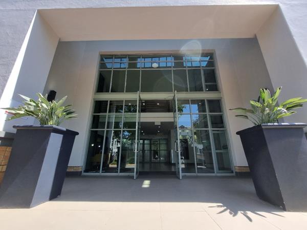 299 m² Commercial space