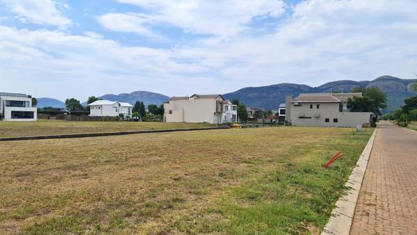 313 m² Land