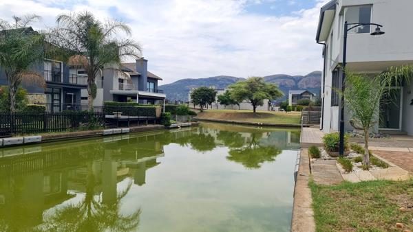 413 m² Land