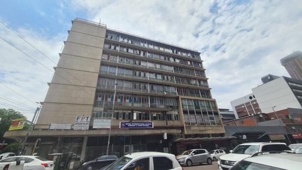 98 m² Commercial space
