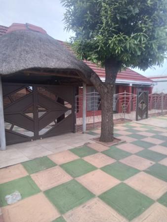 4 Bedroom House