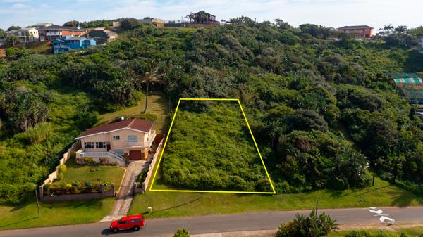 1 033 m² Land