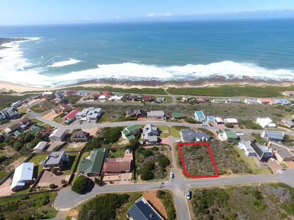 707 m² Land