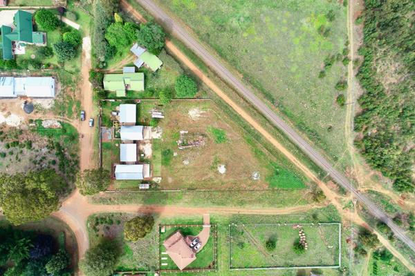2 200 m² Land