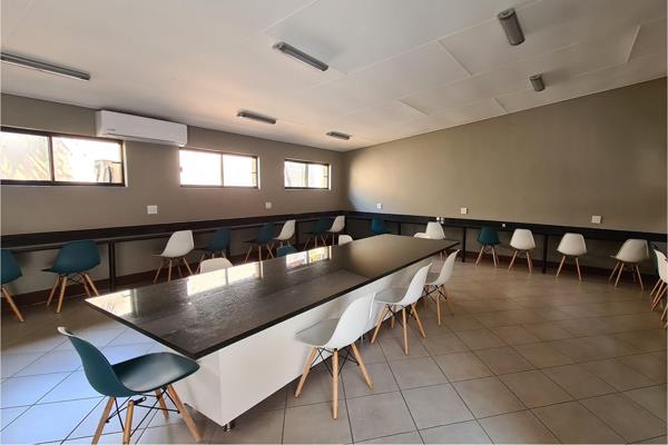 1 750 m² Commercial space