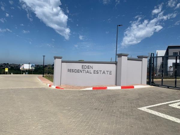 302 m² Land