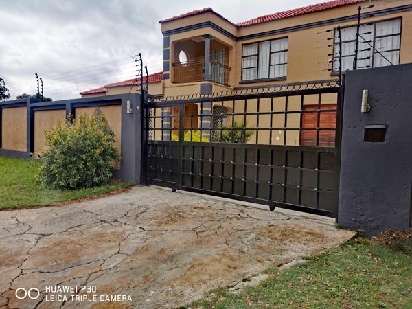 5 Bedroom House