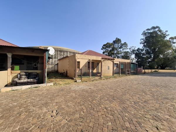 12 Bedroom House