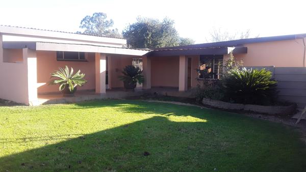 10 Bedroom House
