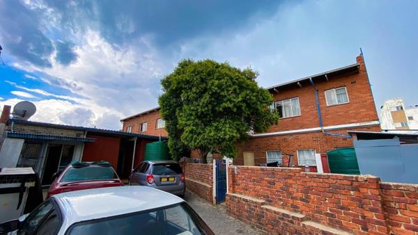 1 200 m² Commercial space