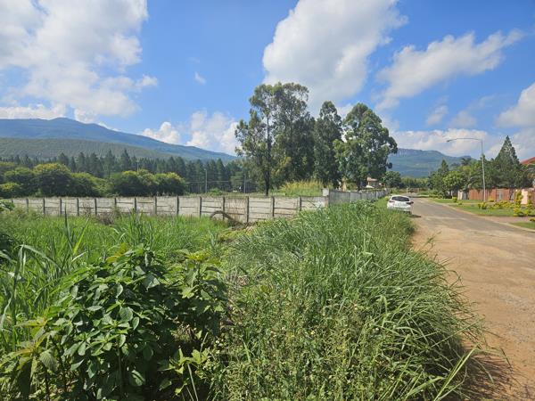1 908 m² Land
